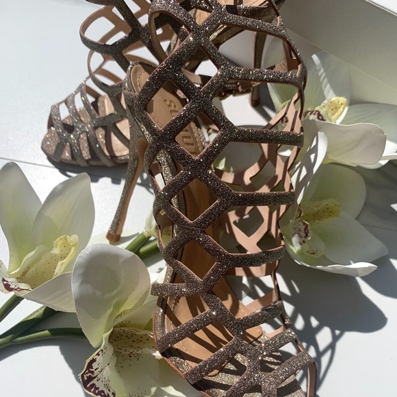 SCHUTZ | Juliana Heel - Picture 2 of 11